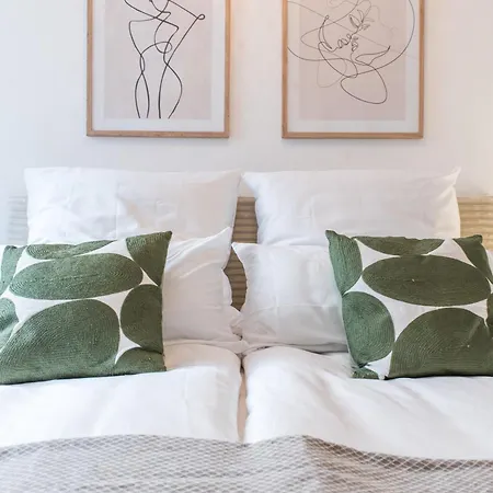 Direkt Am Koenigsplatz - Barrierefrei Fuer 6 Personen Mit Kickertisch Und Beamer Apartman *